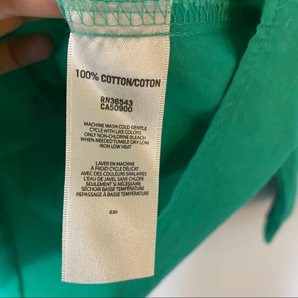 VAN HEUSEN XS Green Button Down - Picture 11 of 13